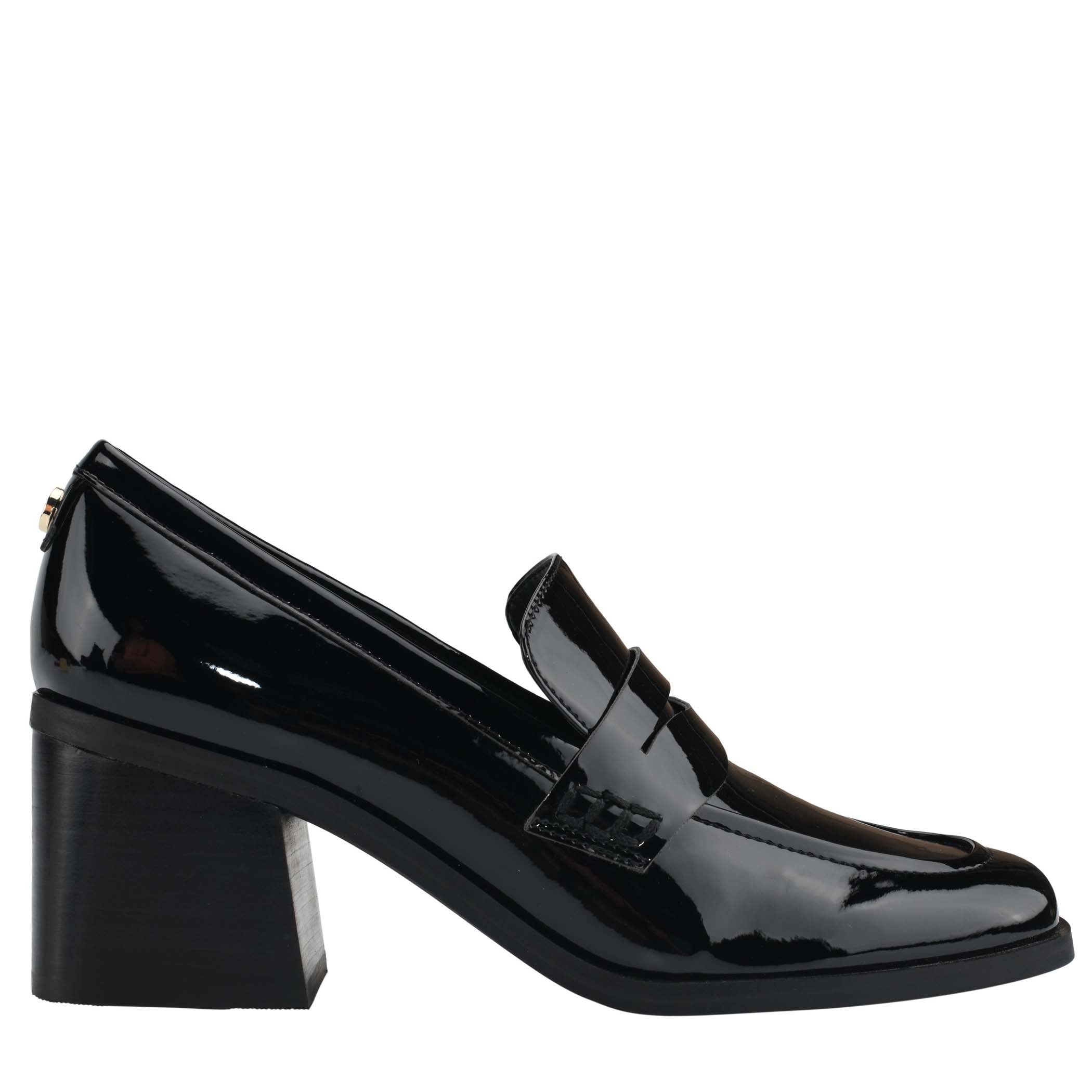 Kchris Heeled Loafer