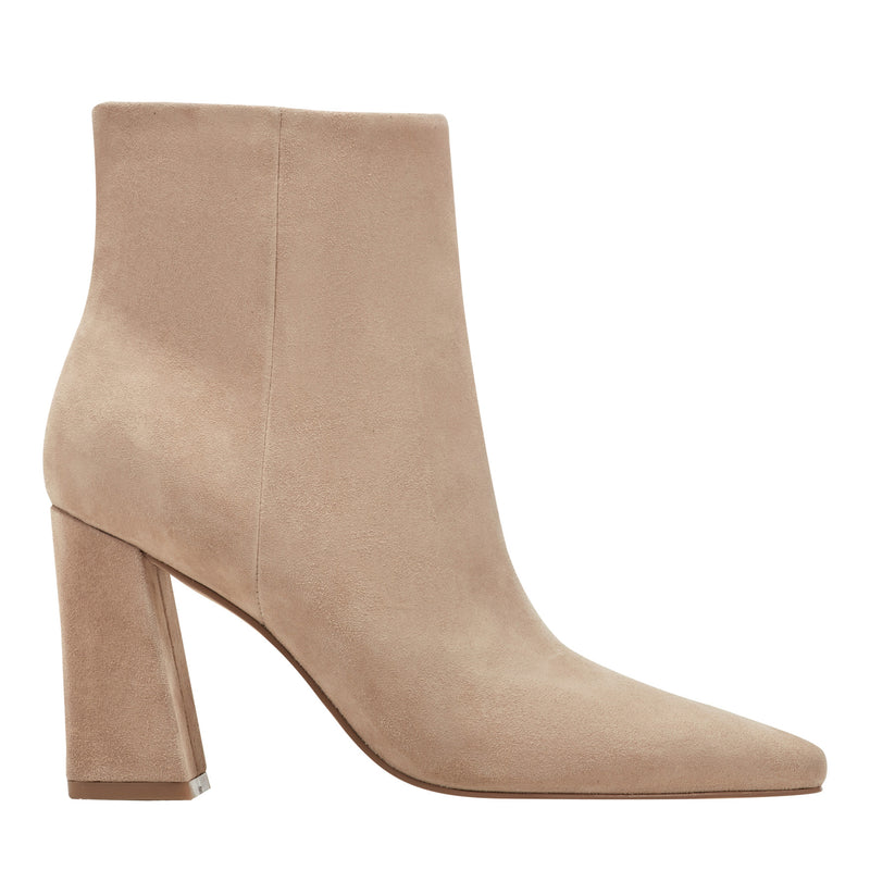 Yanara Heeled Leather Bootie
