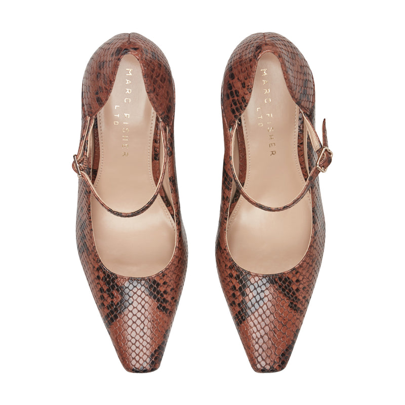 Genevie Mary Jane Pump