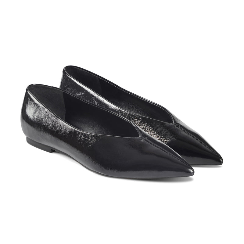 Casee Leather Flat