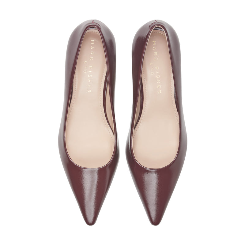 Calynna Leather Kitten Heel Pump