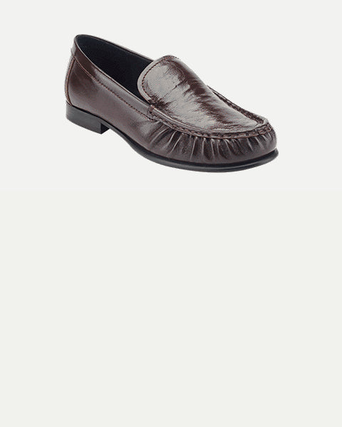 Editorial banner featuring Mazle Leather Loafer