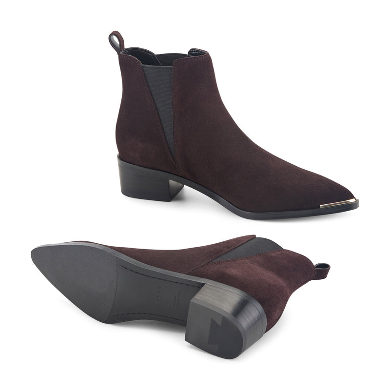 Yale Pointy Toe Chelsea Leather Bootie